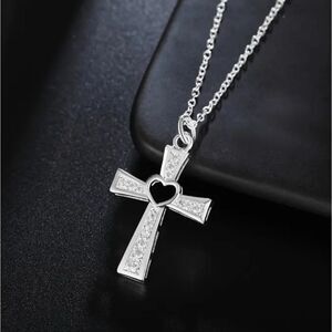 Ladies Elegant 925 sterling silver cross pendant necklace